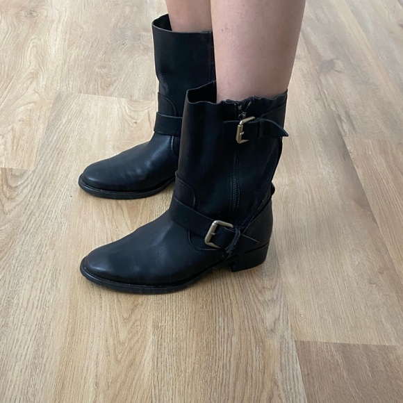 ZARA LEATHER BIKER BOOTS 7.5 - Picture 1 of 6